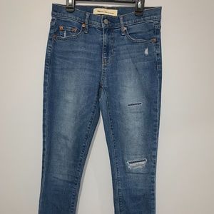 GAP  'Best Girlfriend' Jeans (Minimal distressing)